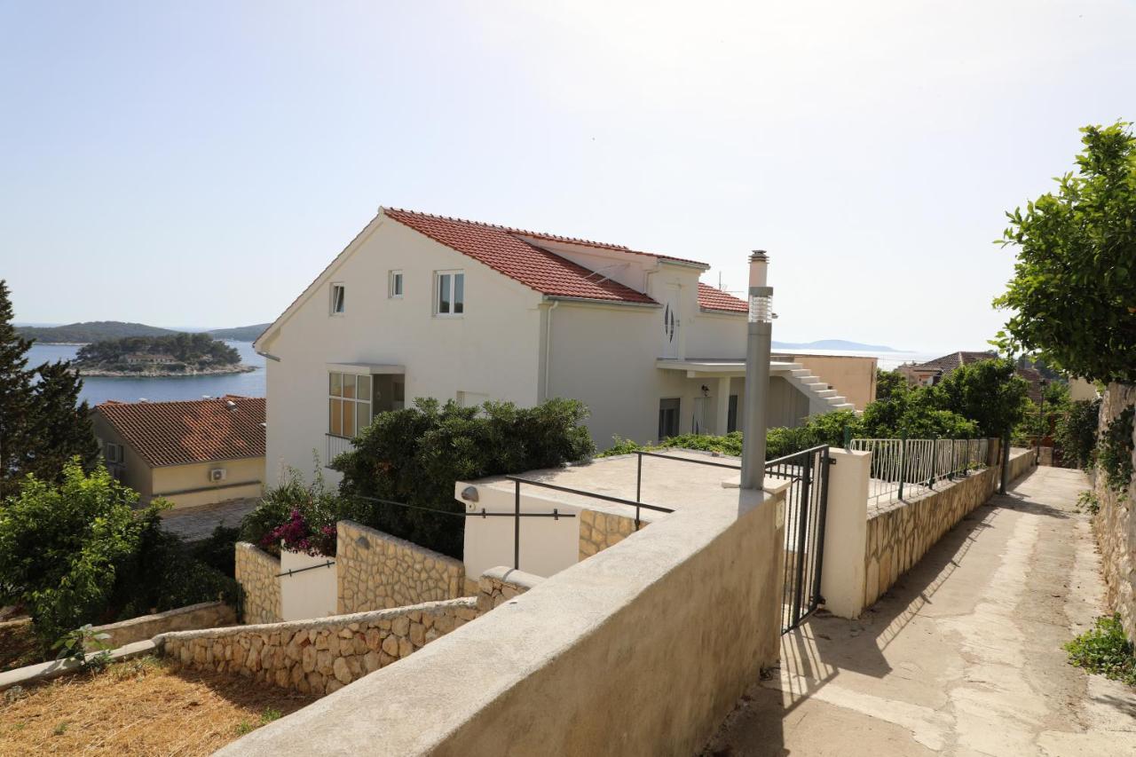Adria Apartment Hvar Town Extérieur photo